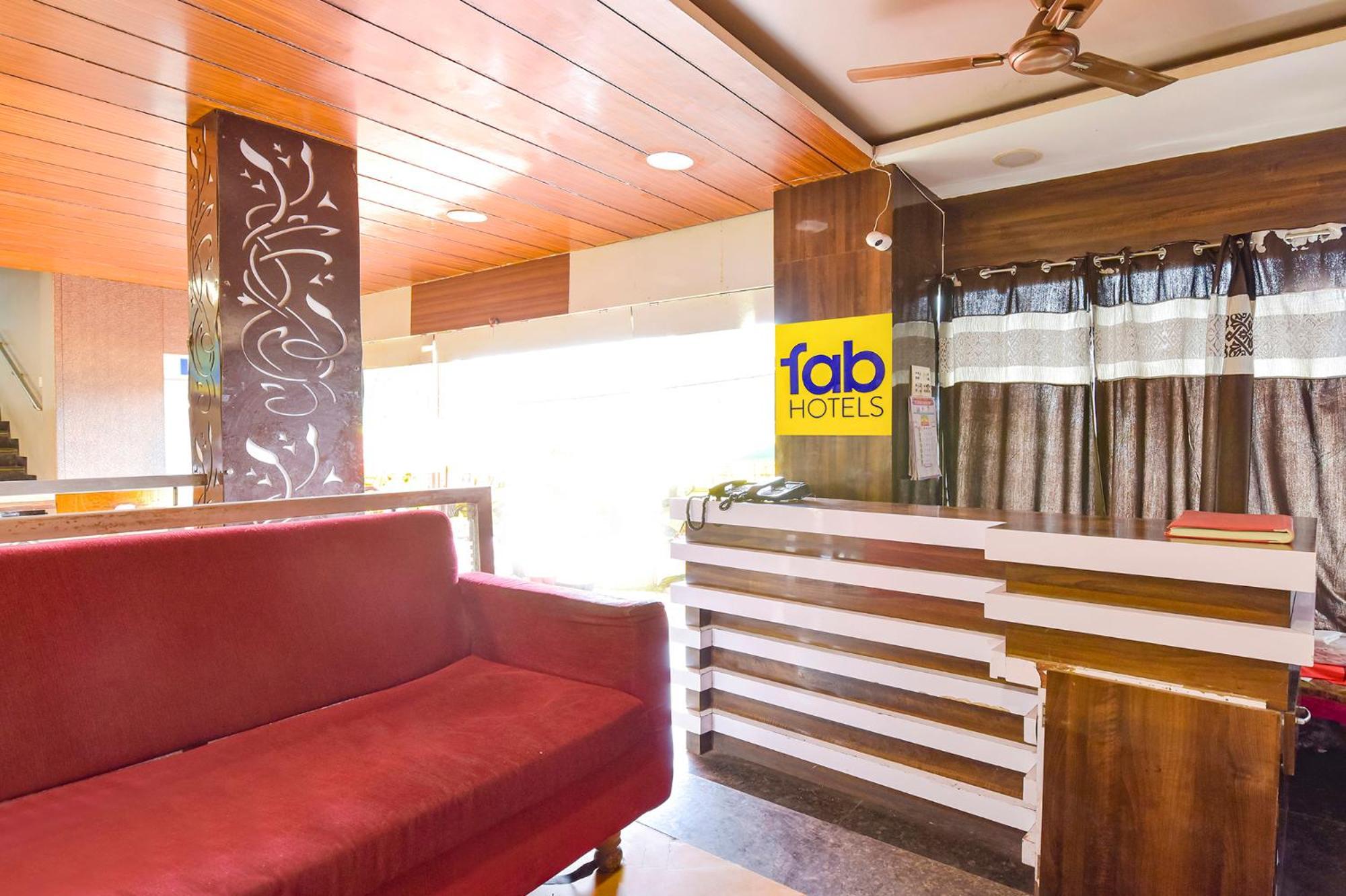 Fabhotel Raghumani Palace Ujjain Exterior photo